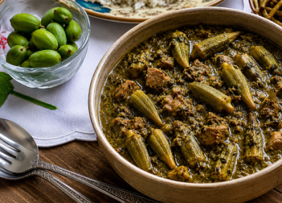 طرز تهیه خورشت بامیه با سبزی به روش سنتی طرز تهیه خورشت بامیه با سبزی به روش سنتی